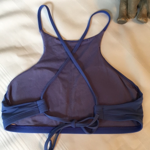 👙 2 Bikini Tops | teen | tween - Picture 3 of 7